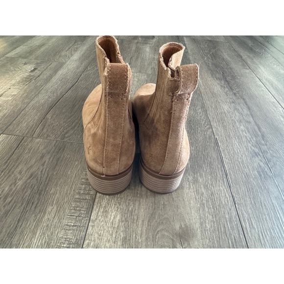 Lucky Brand Suede Leather Ankle Boots Pelerton Size 8.5 - Picture 4 of 9